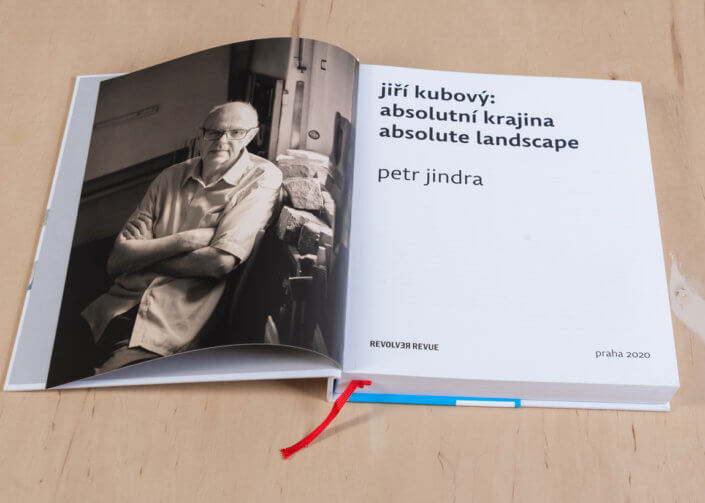 Kniha Absolutní krajina